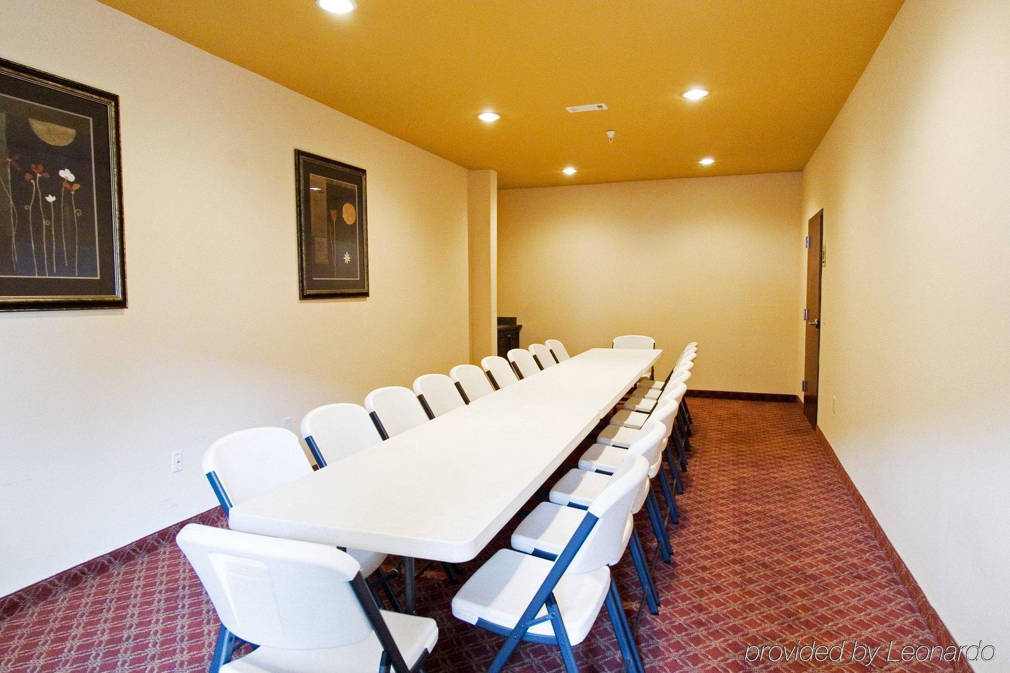 Garden Inn Hotel Union City Facilities photo